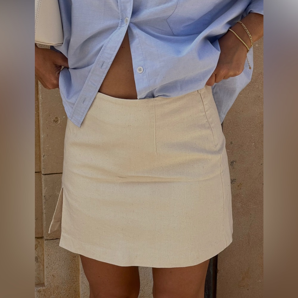 Djerf Avenue Must Have Mini Skirt Cream